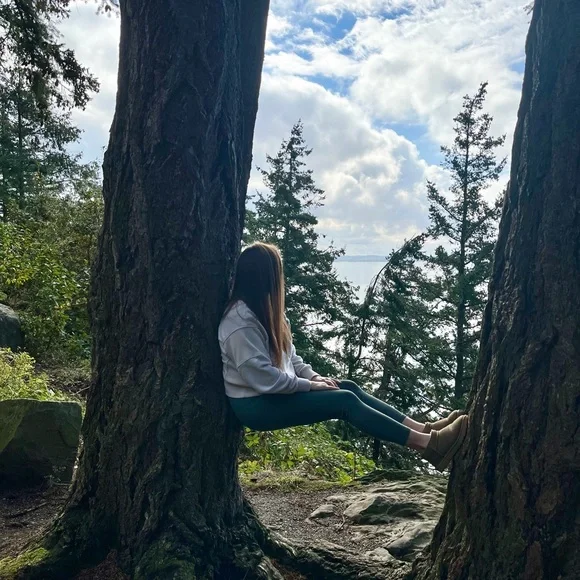 Stephanieluxe - Picture 9 of 13